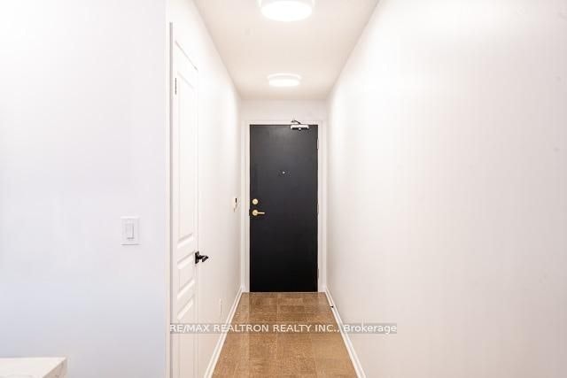 808-18 Yonge Street, Toronto, ON, M5E 1Z8 - 5
