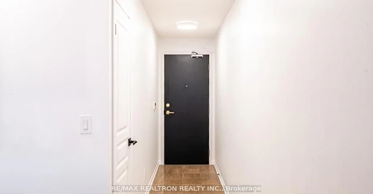 808-18 Yonge Street, Toronto, ON, M5E 1Z8 - 5