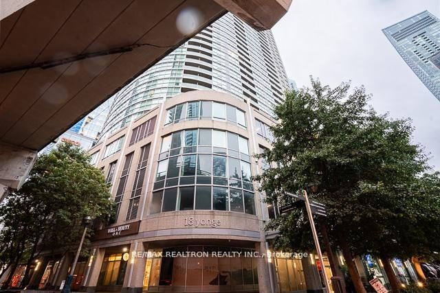 808-18 Yonge Street, Toronto, ON, M5E 1Z8 - 2