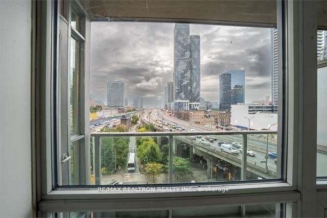 808-18 Yonge Street, Toronto, ON, M5E 1Z8 - 30