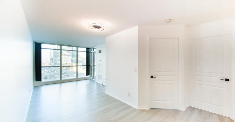 808-18 Yonge Street, Toronto, ON, M5E 1Z8 - 8