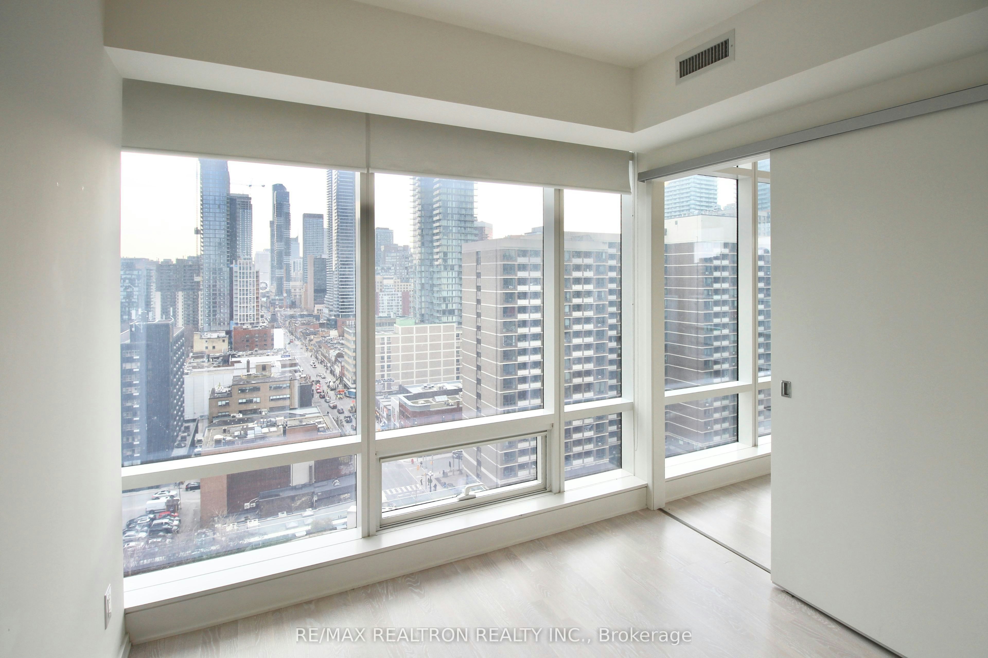 1207-1 Bloor Street E, Toronto, ON, M4W 0A8 - 12