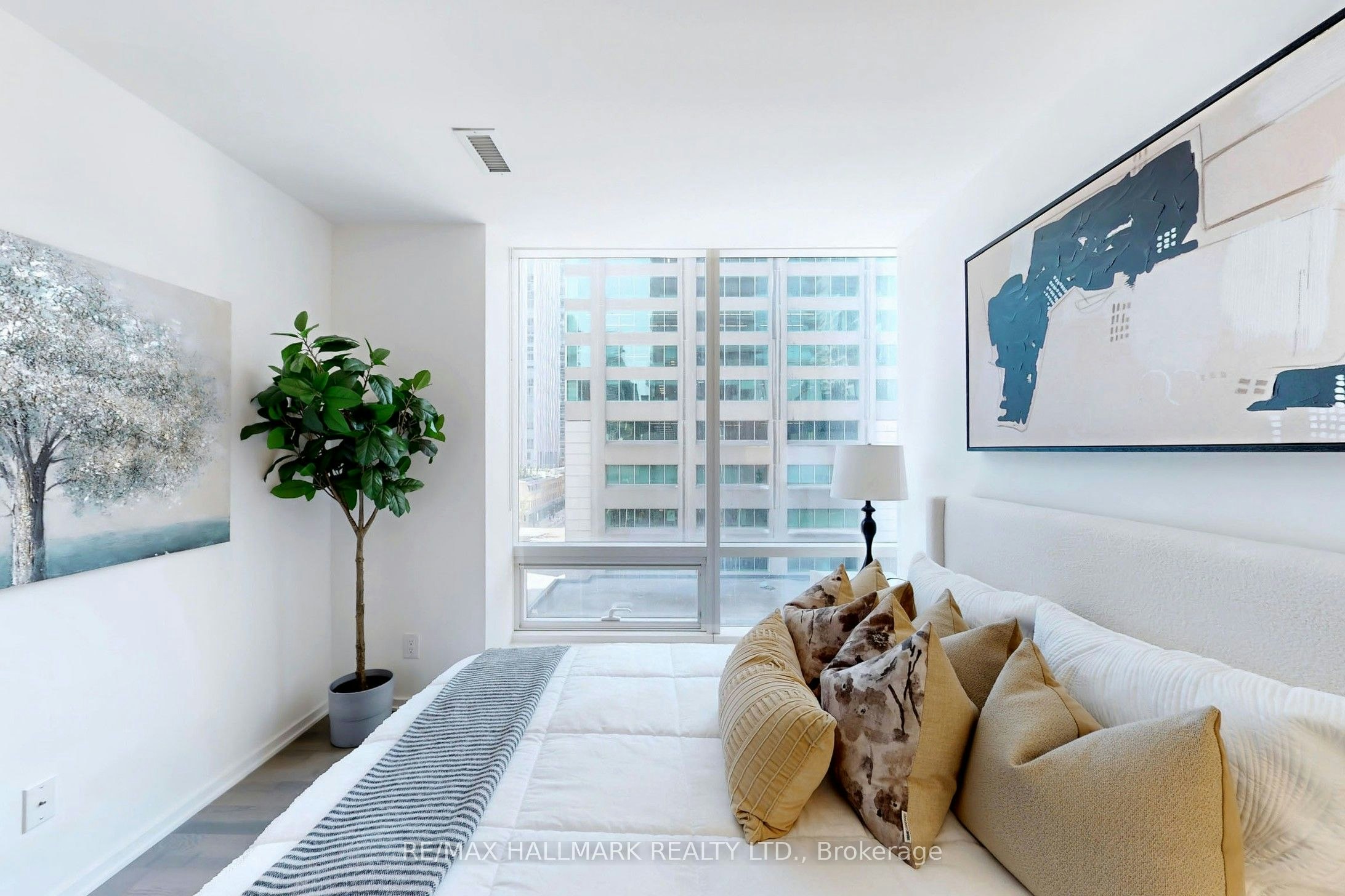 520-1 Bloor Street E, Toronto, ON, M4W 0A8 - 11