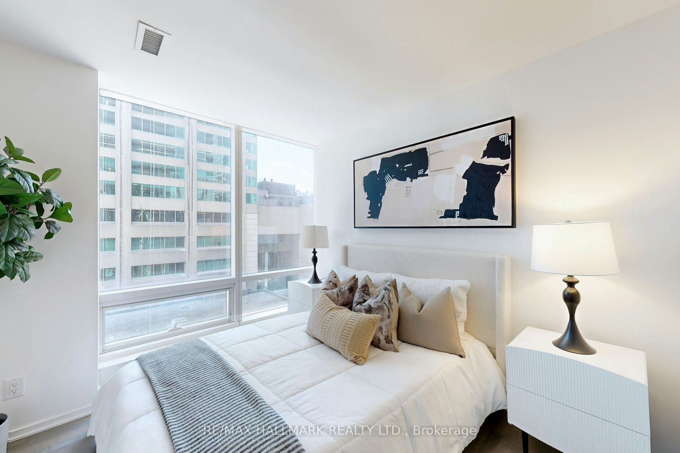 520-1 Bloor Street E, Toronto, ON, M4W 0A8 - 10