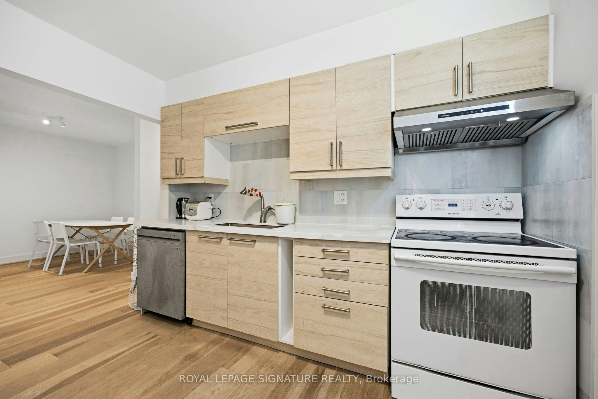 MAIN-293 Glenforest Road, Toronto, ON, M4N 2A5 - 13