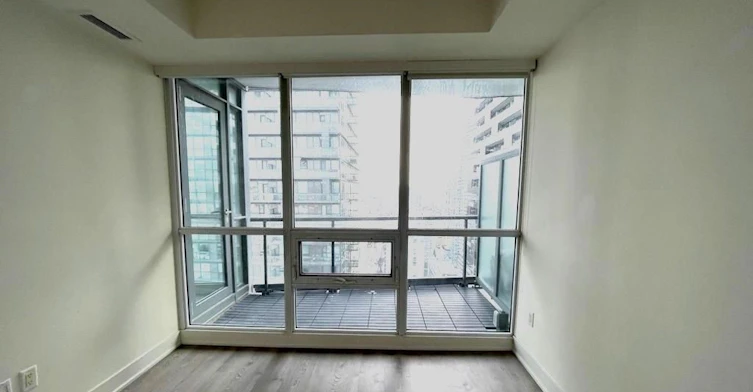 2410-30 Roehampton Avenue, Toronto, ON, M4P 0B9 - 3