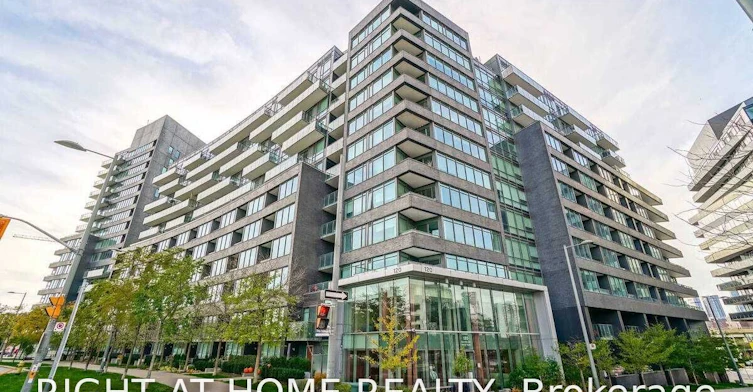 N821-120 Bayview Avenue, Toronto, ON, M5A 0G4