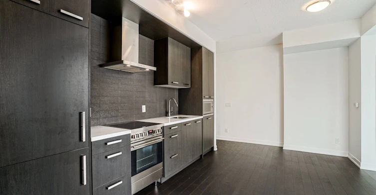 N821-120 Bayview Avenue, Toronto, ON, M5A 0G4 - 7