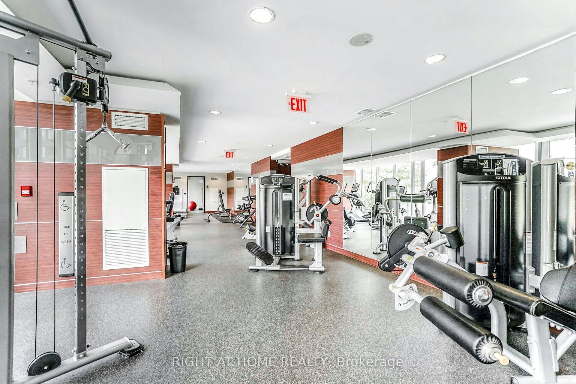 N821-120 Bayview Avenue, Toronto, ON, M5A 0G4 - 26