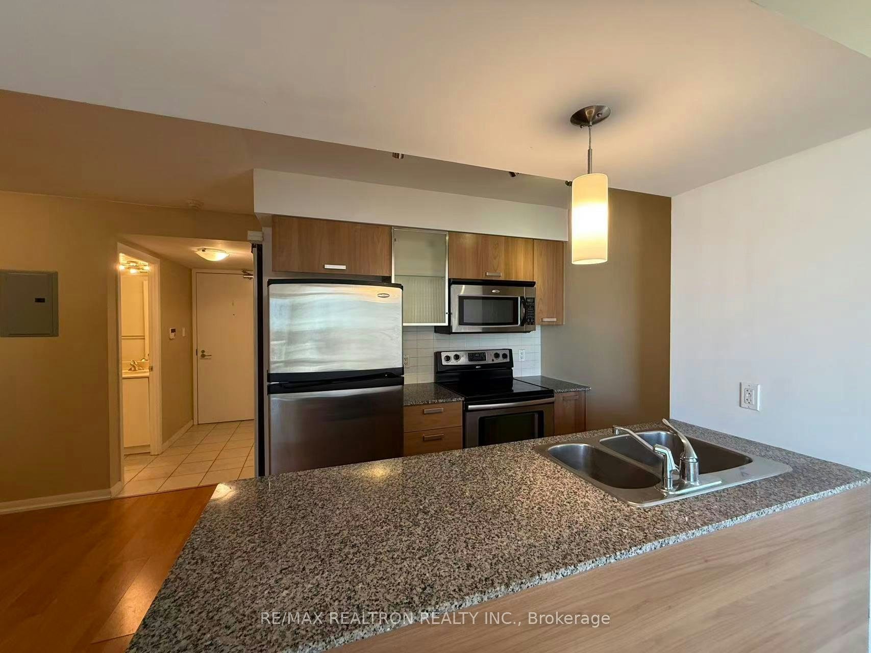 2002-37 Grosvenor Street, Toronto, ON, M4Y 3G5 - 6