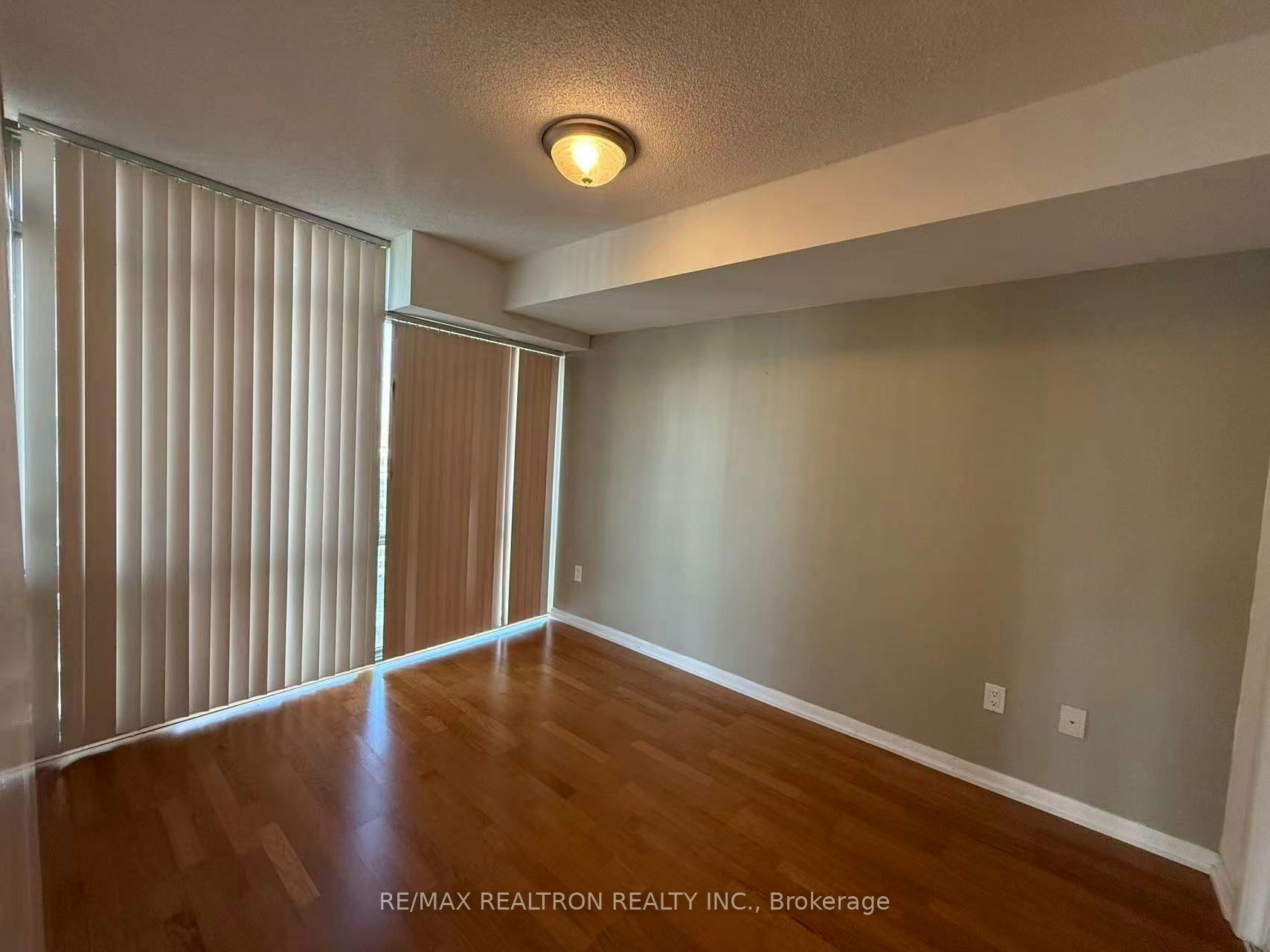 2002-37 Grosvenor Street, Toronto, ON, M4Y 3G5 - 16