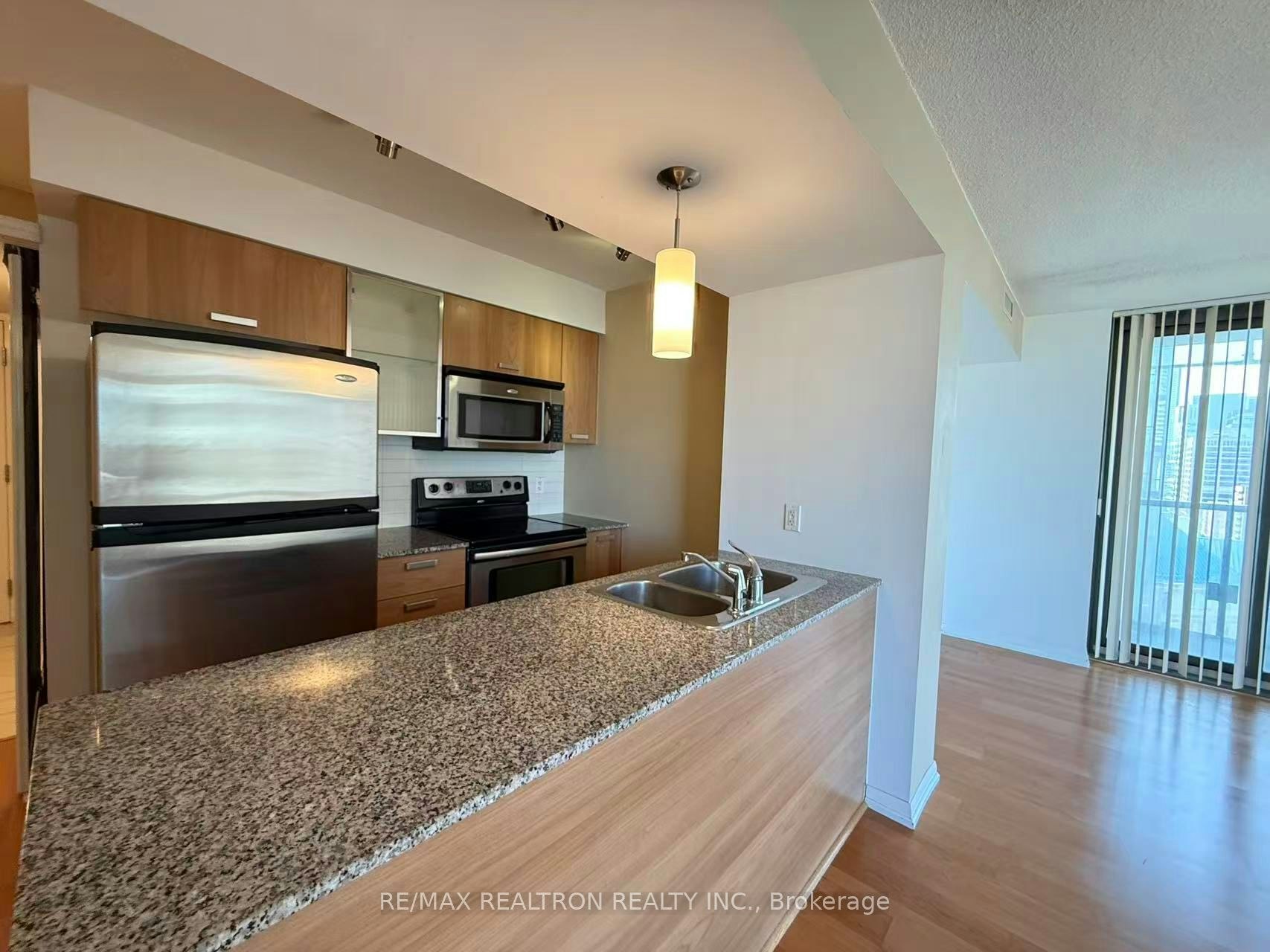 2002-37 Grosvenor Street, Toronto, ON, M4Y 3G5 - 14