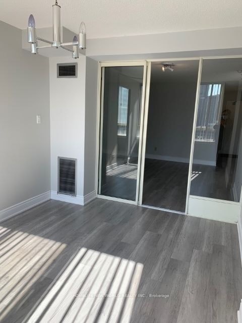 2613-633 Bay Street, Toronto, ON, M5G 2G4 - 24