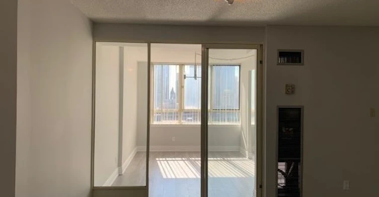 2613-633 Bay Street, Toronto, ON, M5G 2G4 - 17