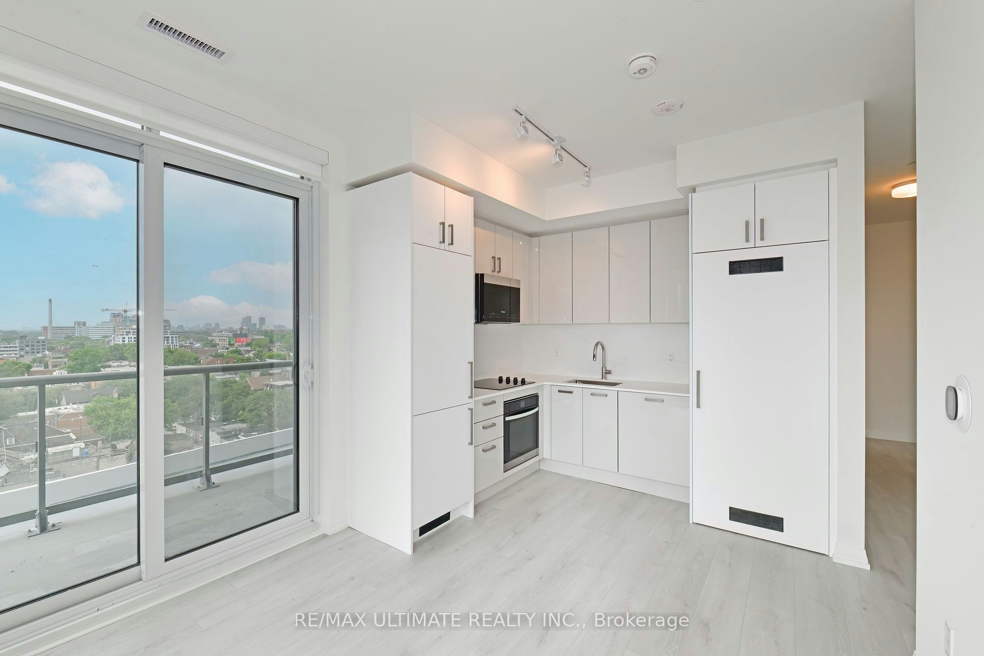 1011-280 Dundas Street W, Toronto, ON, M5T 0E3 - 5