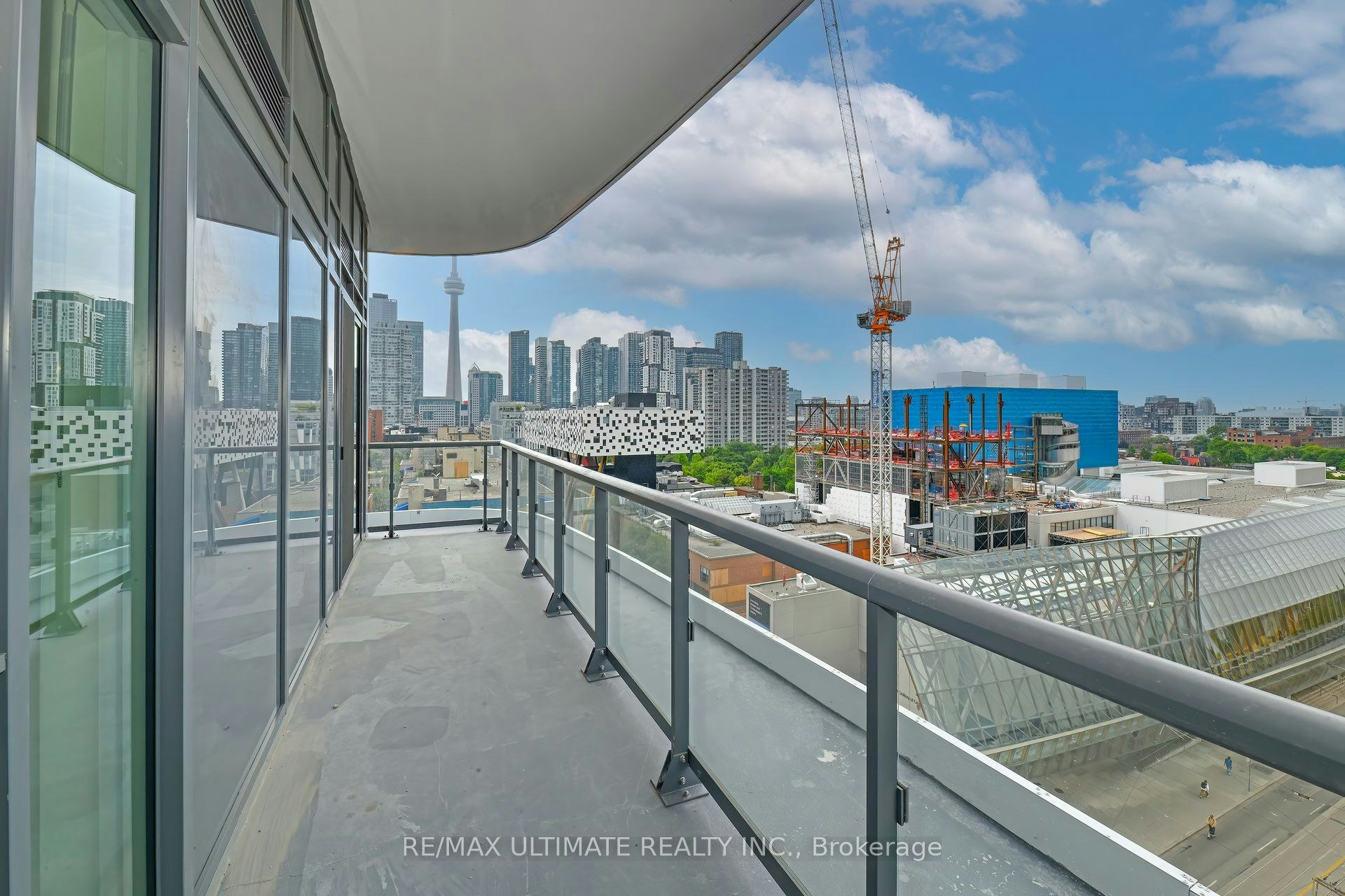 1011-280 Dundas Street W, Toronto, ON, M5T 0E3 - 11