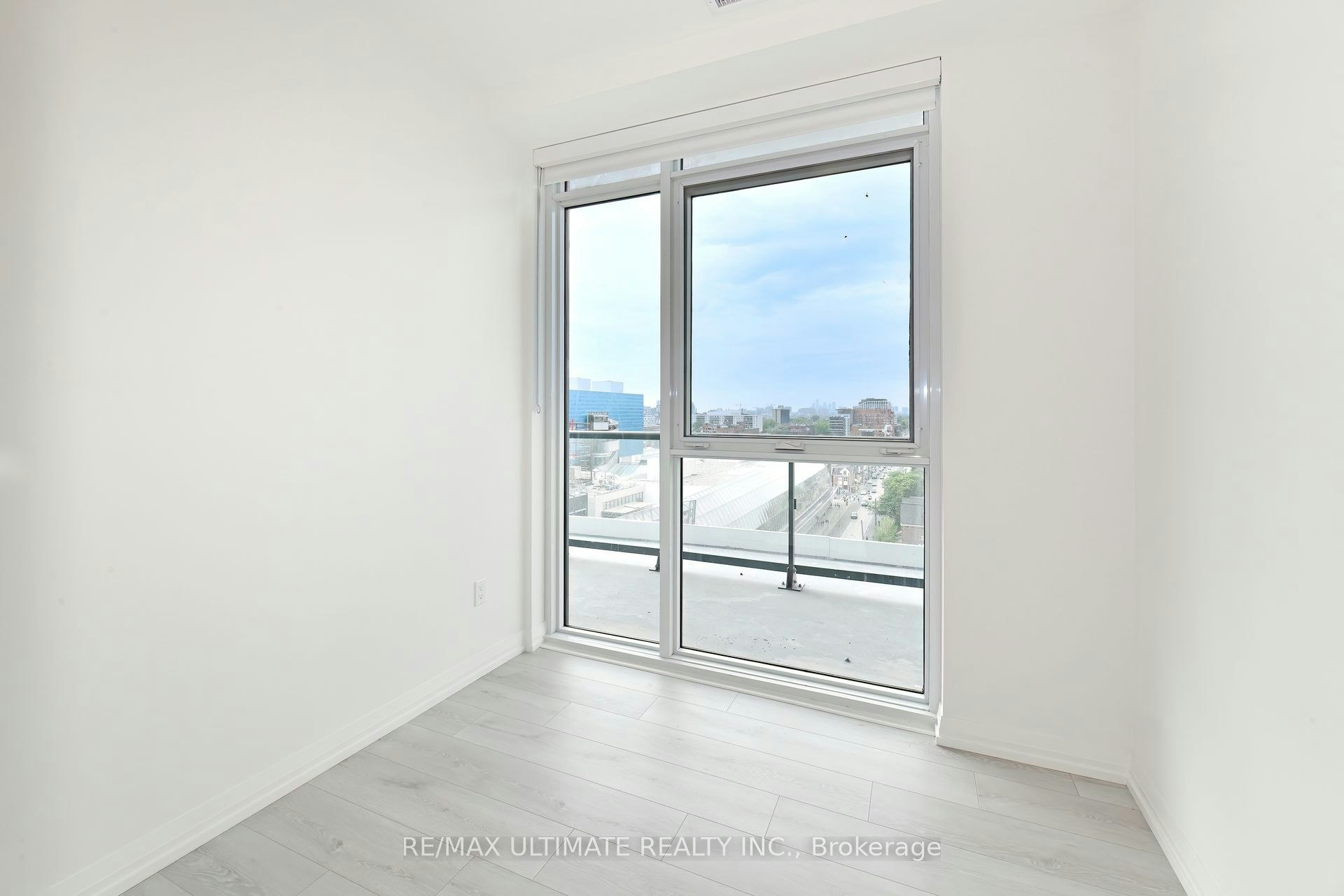 1011-280 Dundas Street W, Toronto, ON, M5T 0E3 - 16