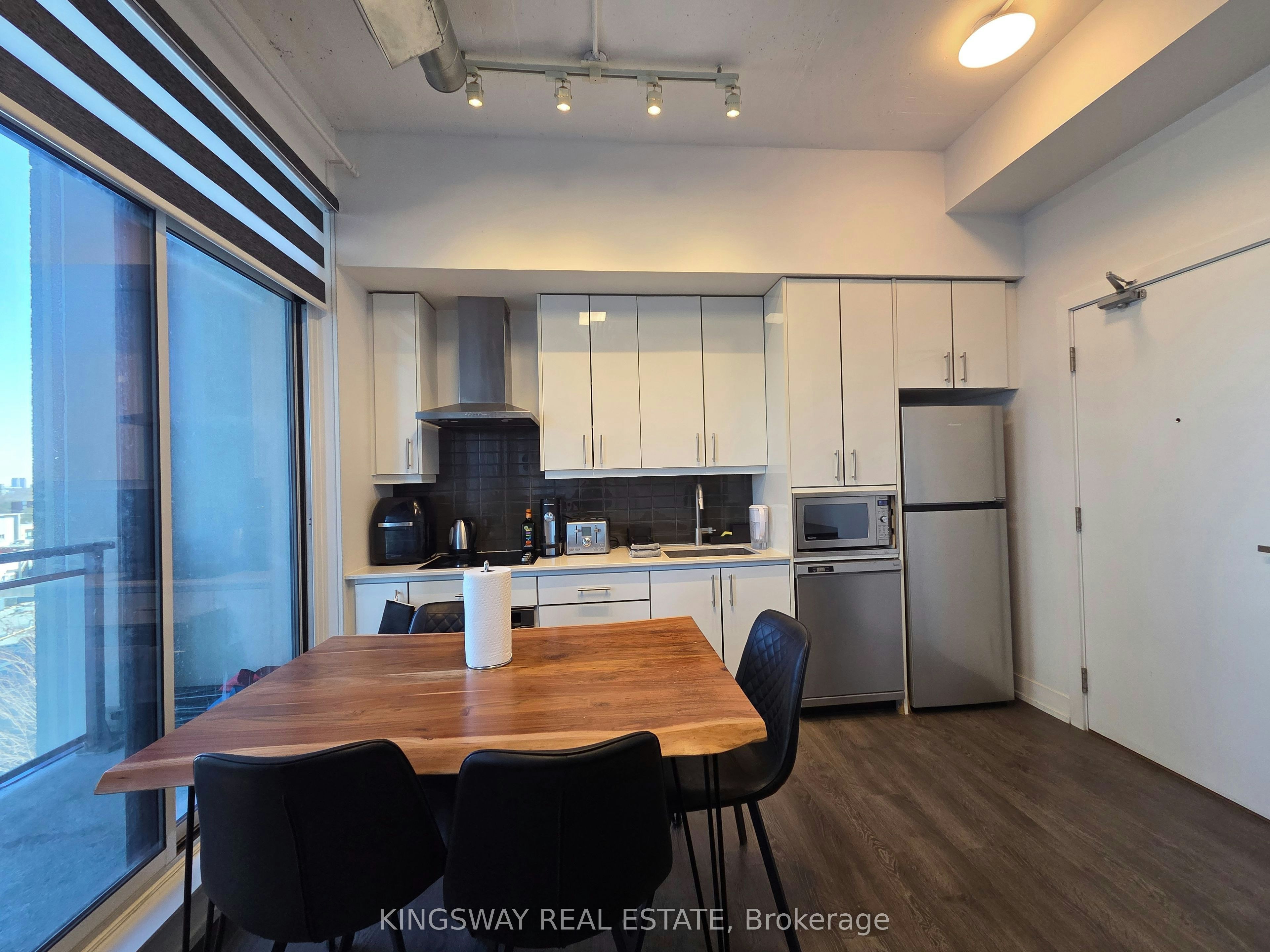 613-75 The Donway N/A W, Toronto, ON, M3C 2E9 - 2
