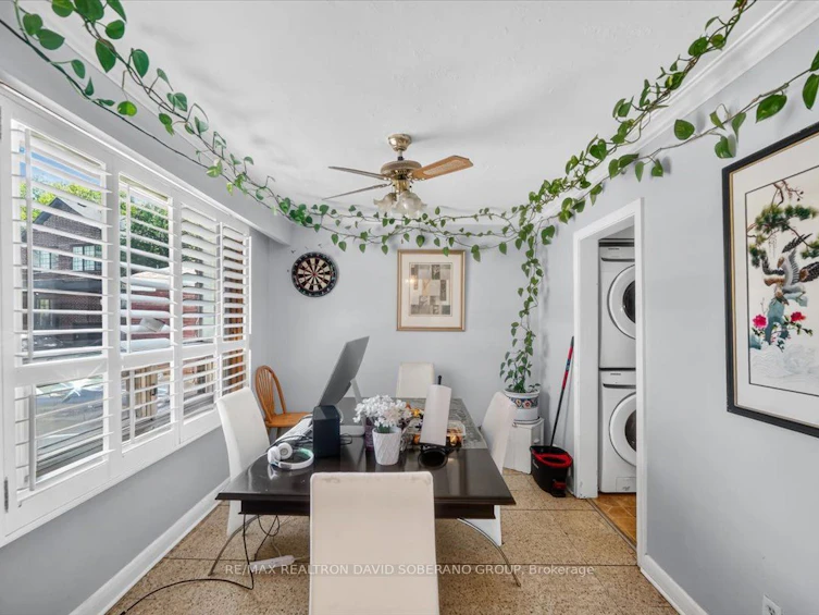 19 Wigan Crescent, Toronto, ON, M3H 3A3 - 11