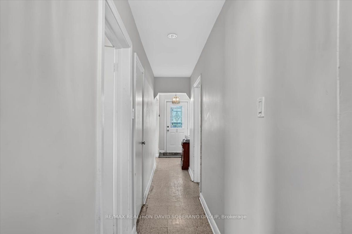 19 Wigan Crescent - 5