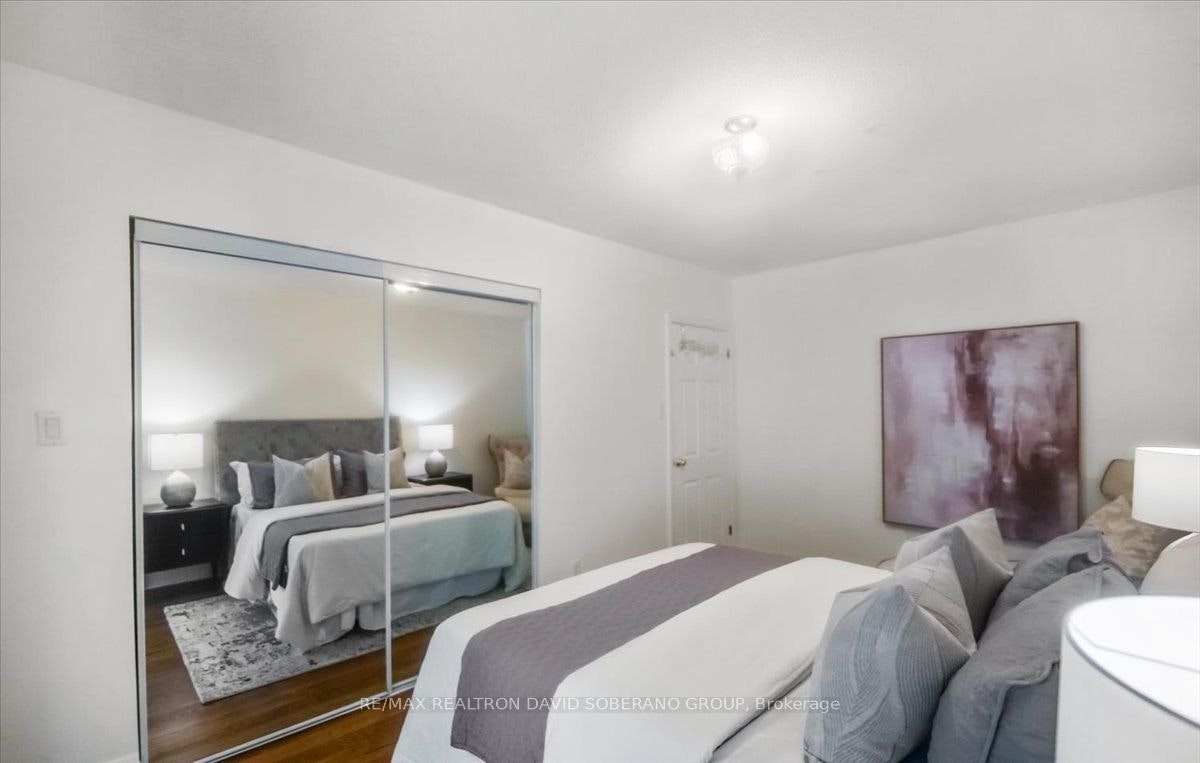 122 Mcgillivray Avenue, Toronto, ON, M5M 2Y6 - 15