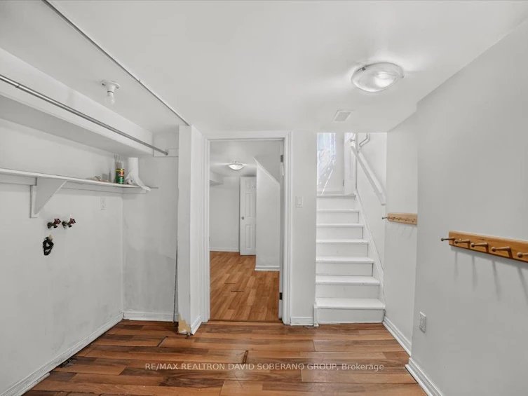 122 Mcgillivray Avenue, Toronto, ON, M5M 2Y6 - 31