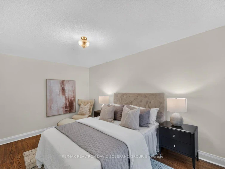 122 Mcgillivray Avenue, Toronto, ON, M5M 2Y6 - 16
