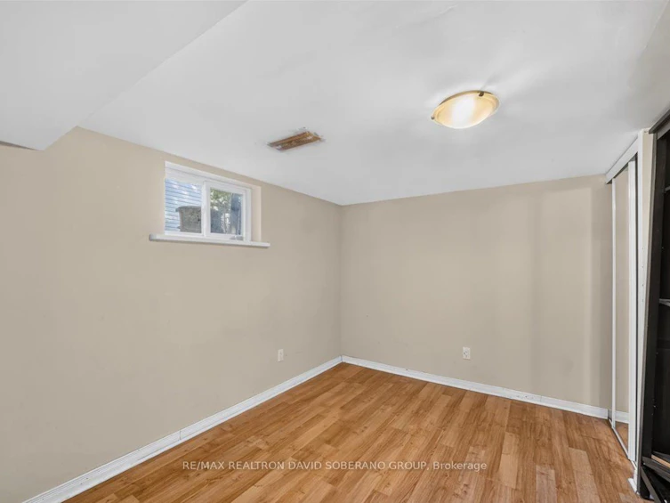 122 Mcgillivray Avenue, Toronto, ON, M5M 2Y6 - 24