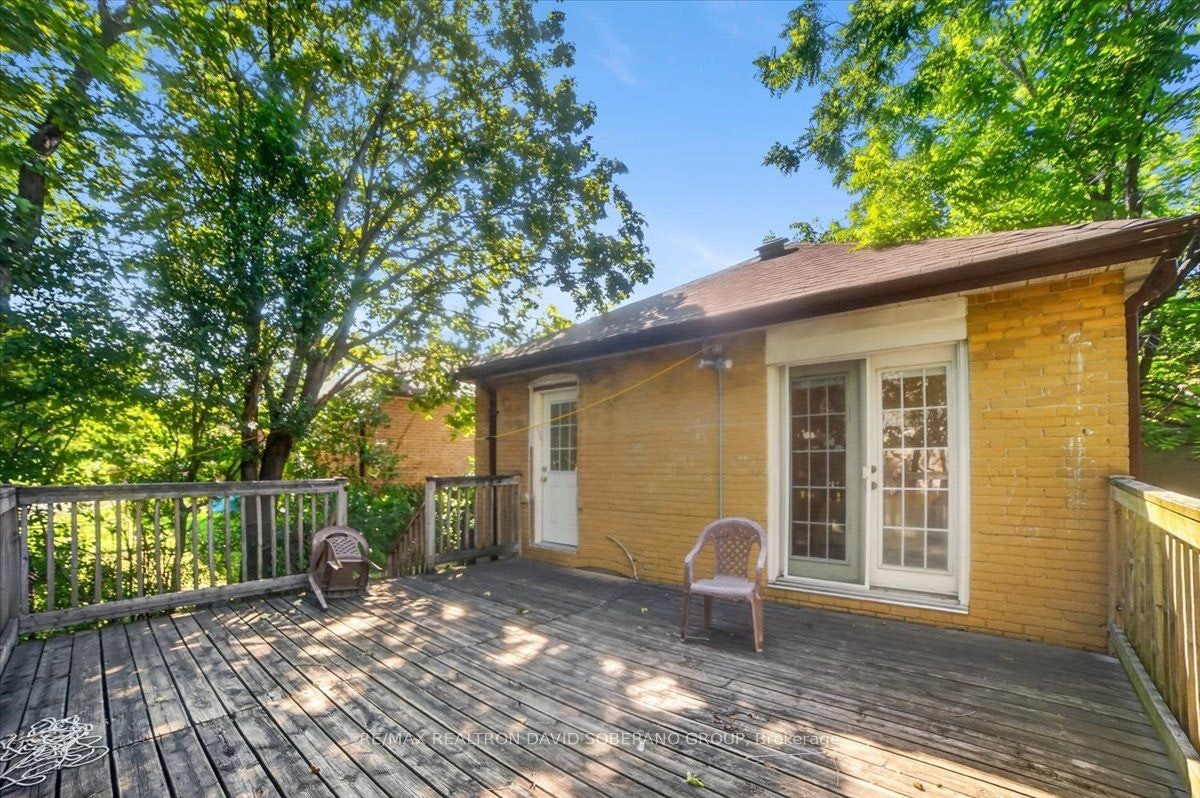 122 Mcgillivray Avenue, Toronto, ON, M5M 2Y6 - 34