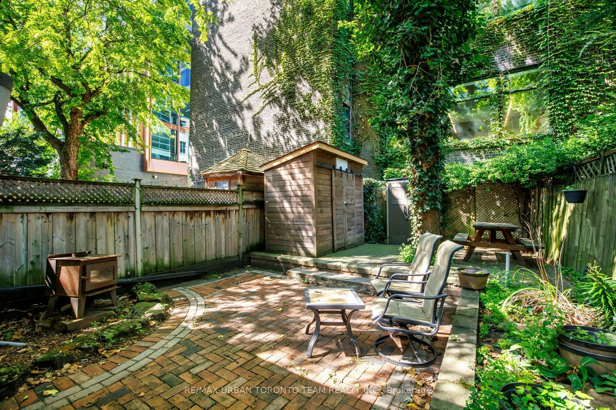 18 Draper Street, Toronto, ON, M5V 2M4 - 35