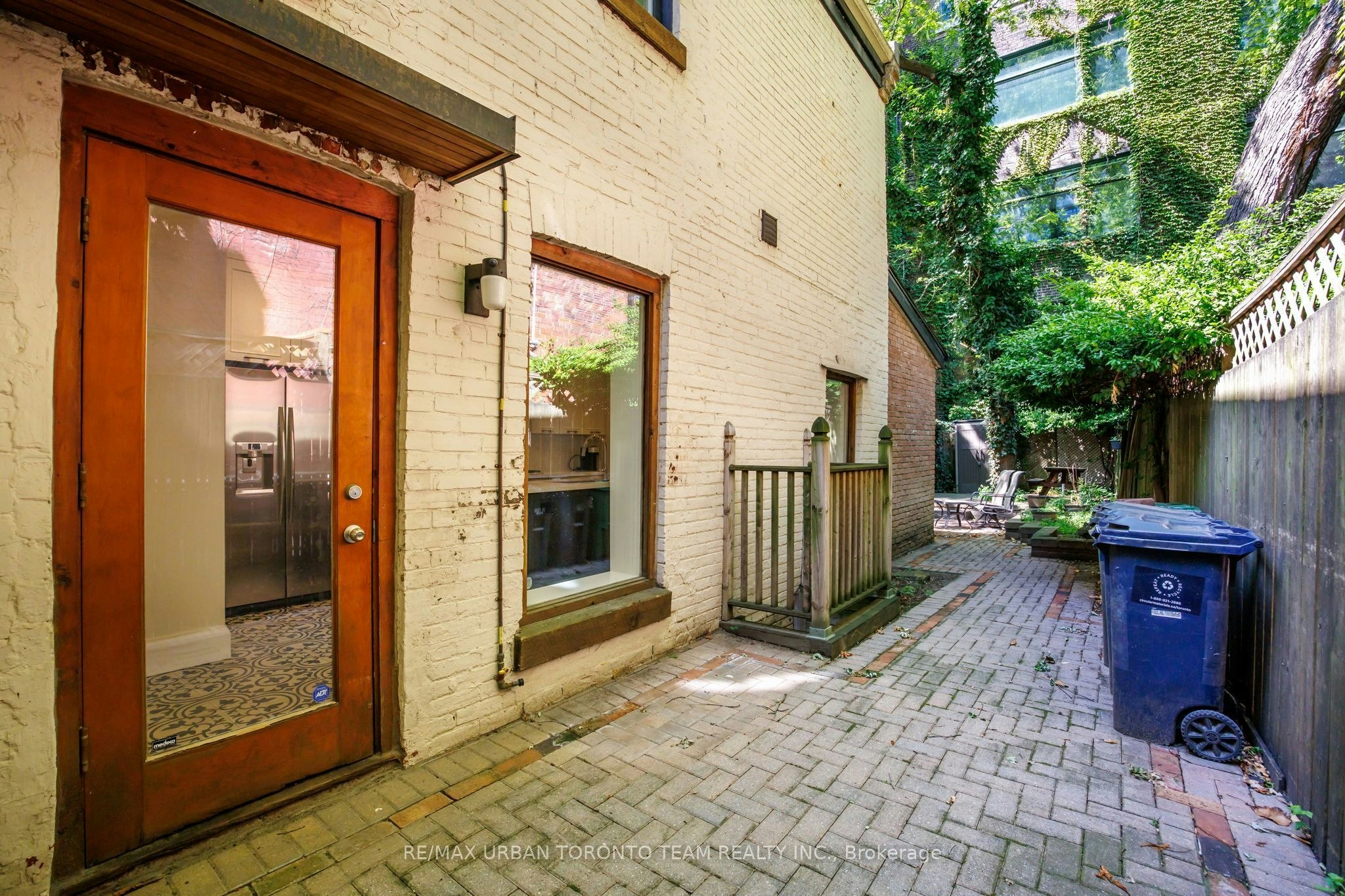 18 Draper Street, Toronto, ON, M5V 2M4 - 33