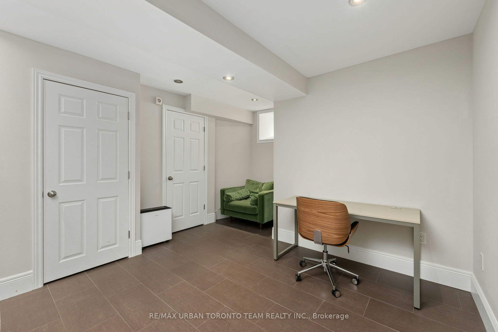 18 Draper Street, Toronto, ON, M5V 2M4 - 28