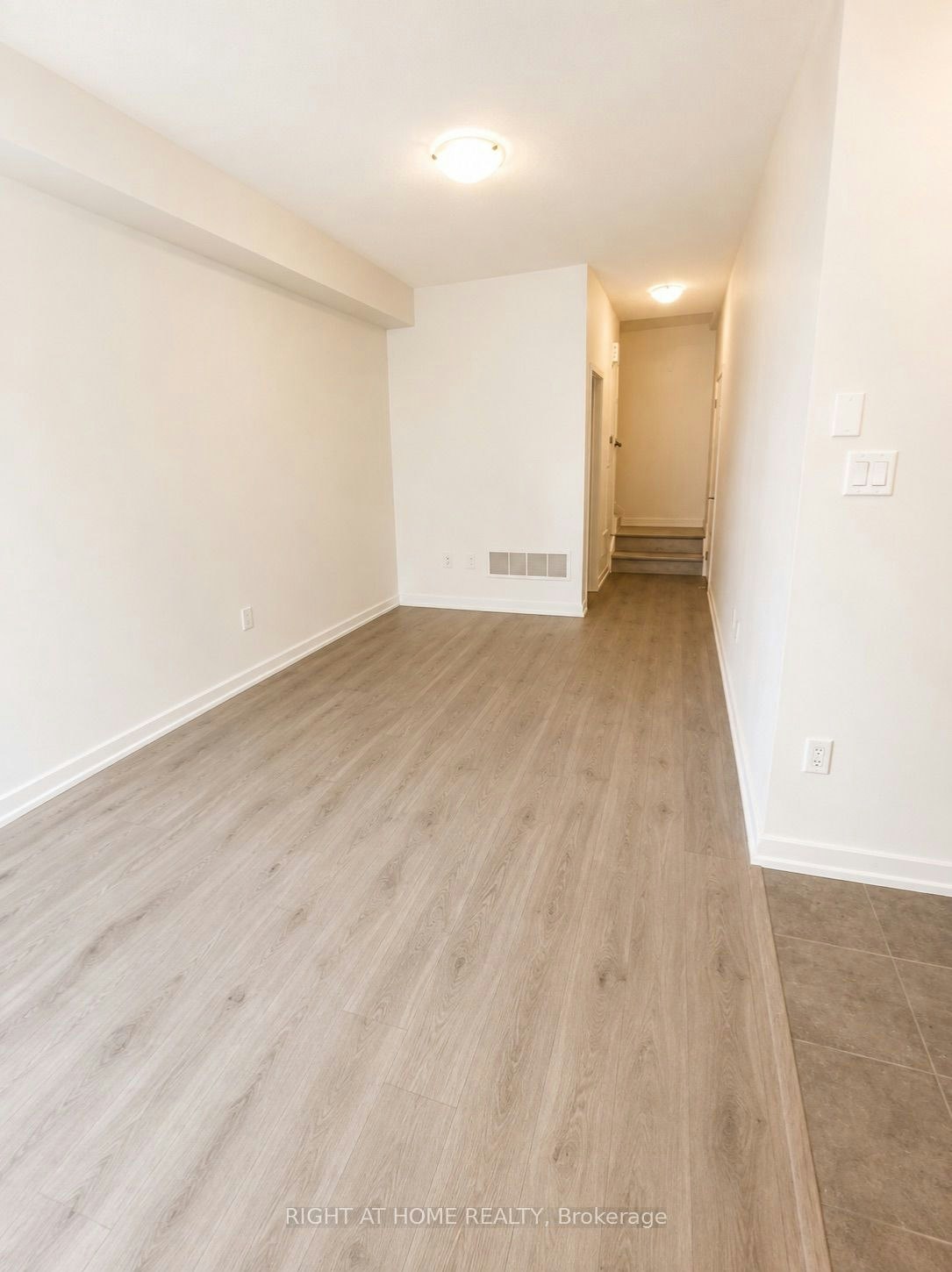 9-51 Florence Street, Toronto, ON, M6K 0C5 - 3