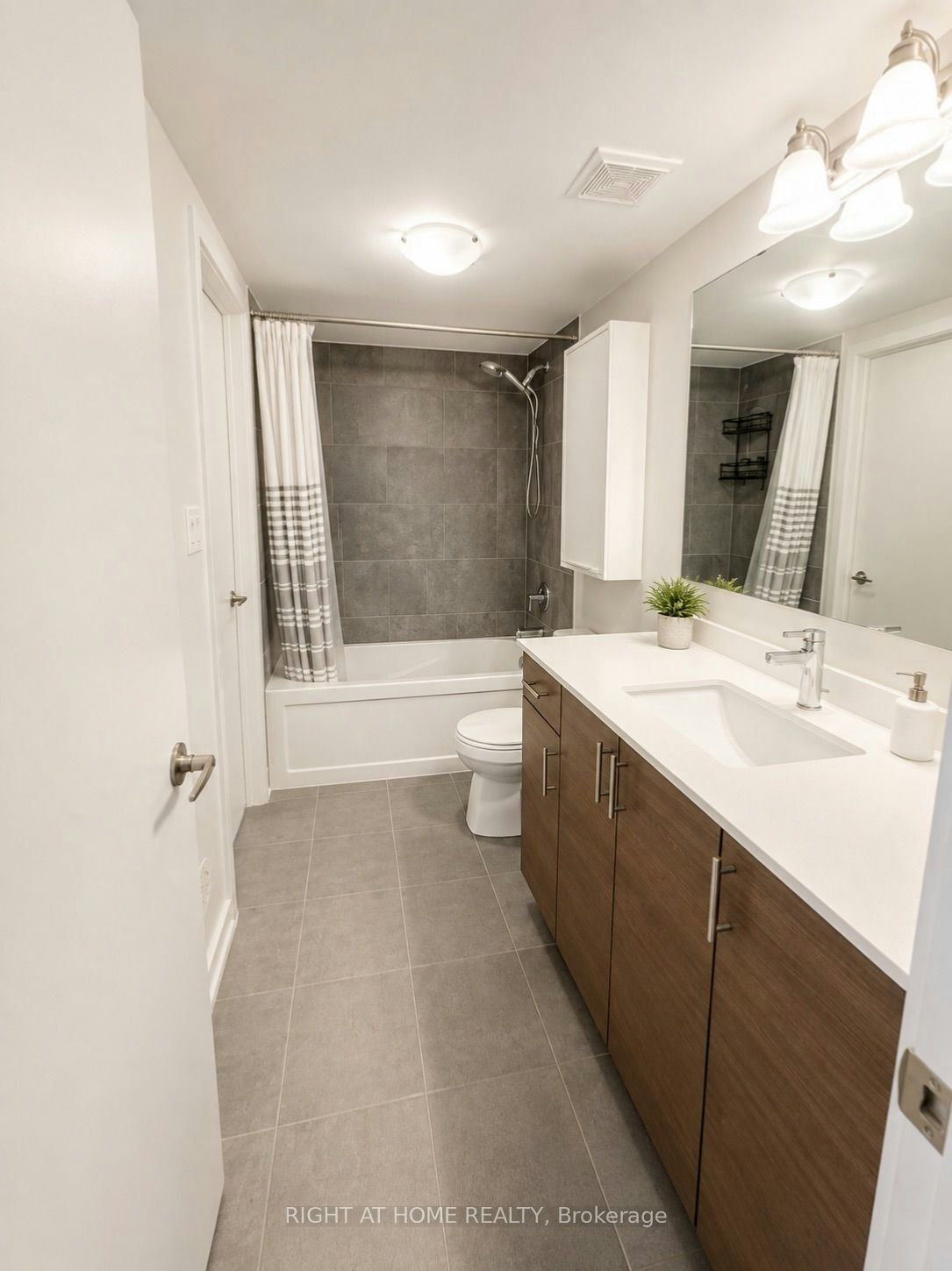 9-51 Florence Street, Toronto, ON, M6K 0C5 - 13