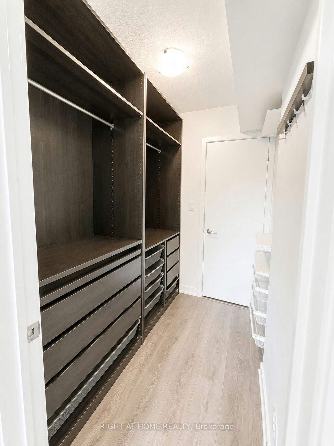 9-51 Florence Street, Toronto, ON, M6K 0C5 - 12