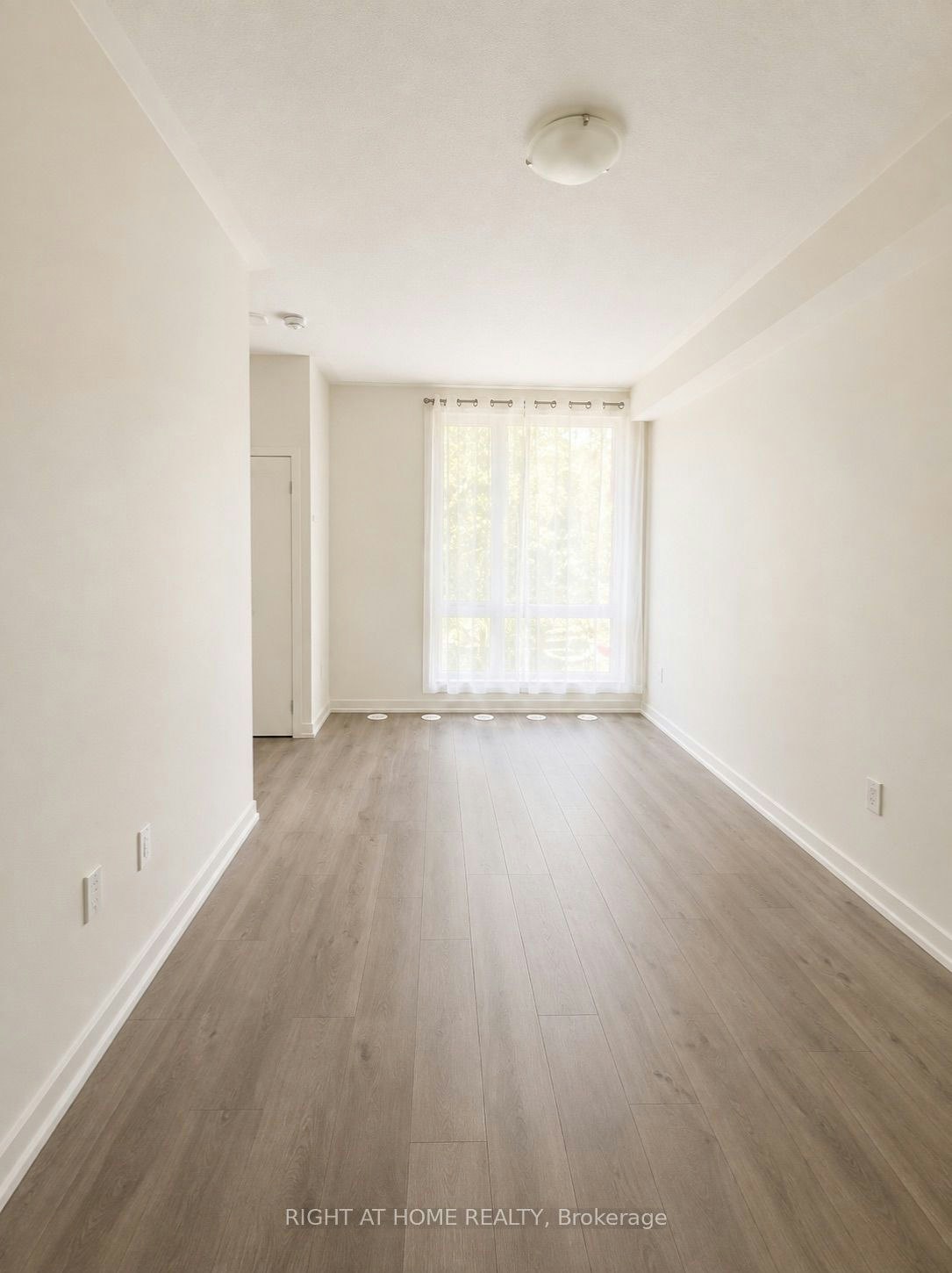 9-51 Florence Street, Toronto, ON, M6K 0C5 - 4