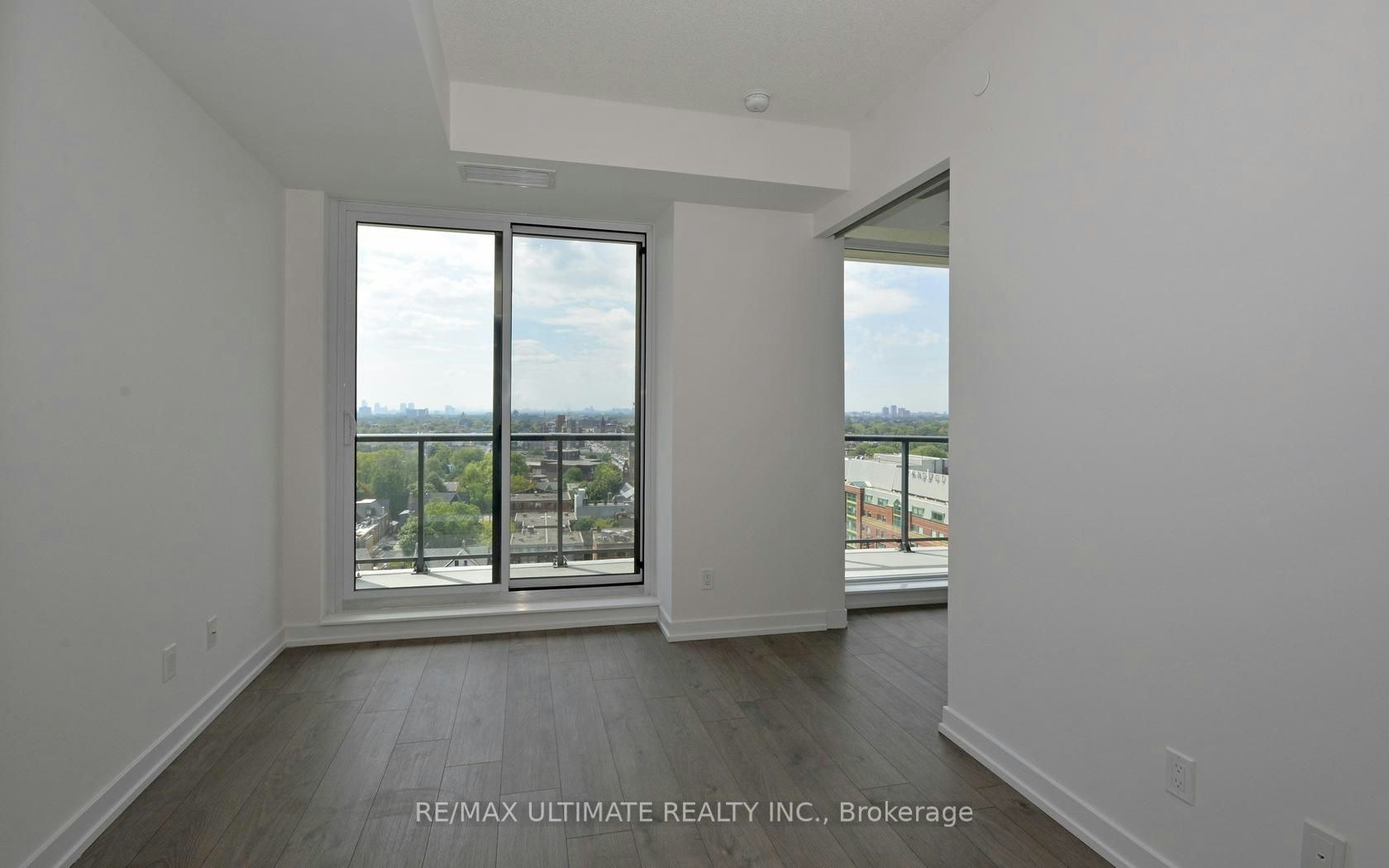 1510-297 College Street, Toronto, ON, M5T 1S2 - 5