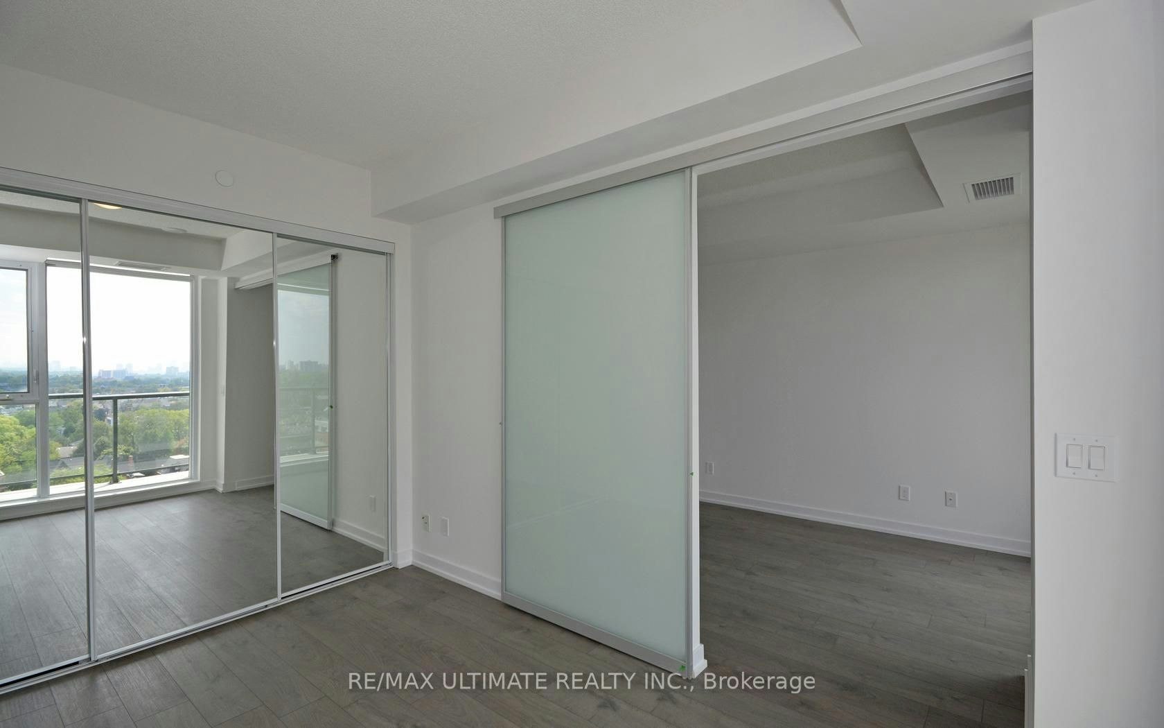 1510-297 College Street, Toronto, ON, M5T 1S2 - 8