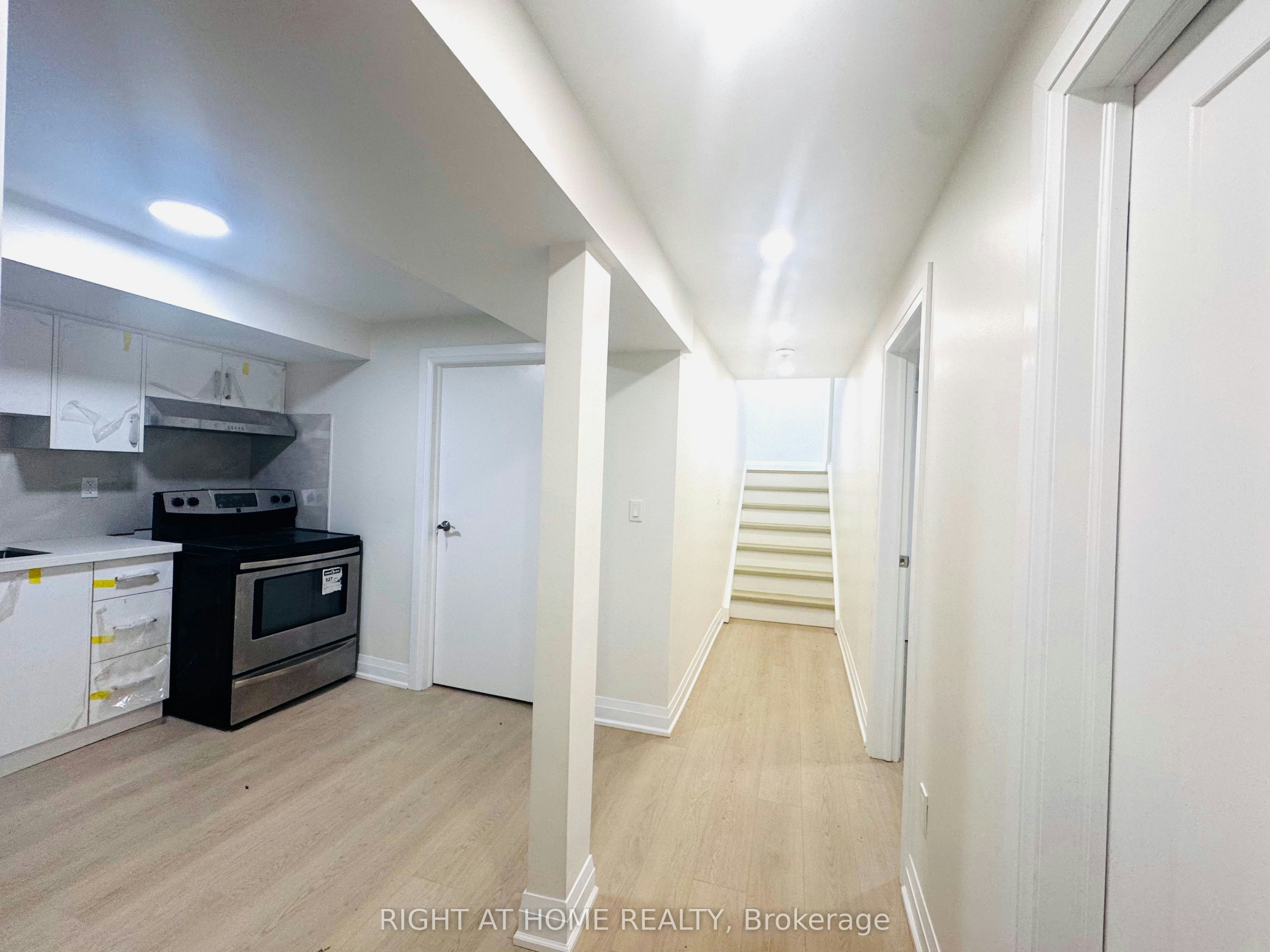 Basement-26 Goodview Road, Toronto, ON, M2J 2K5 - 11