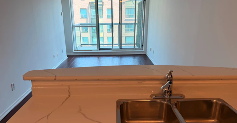 1024-109 Front Street E, Toronto, ON, M5A 4P7 - 10