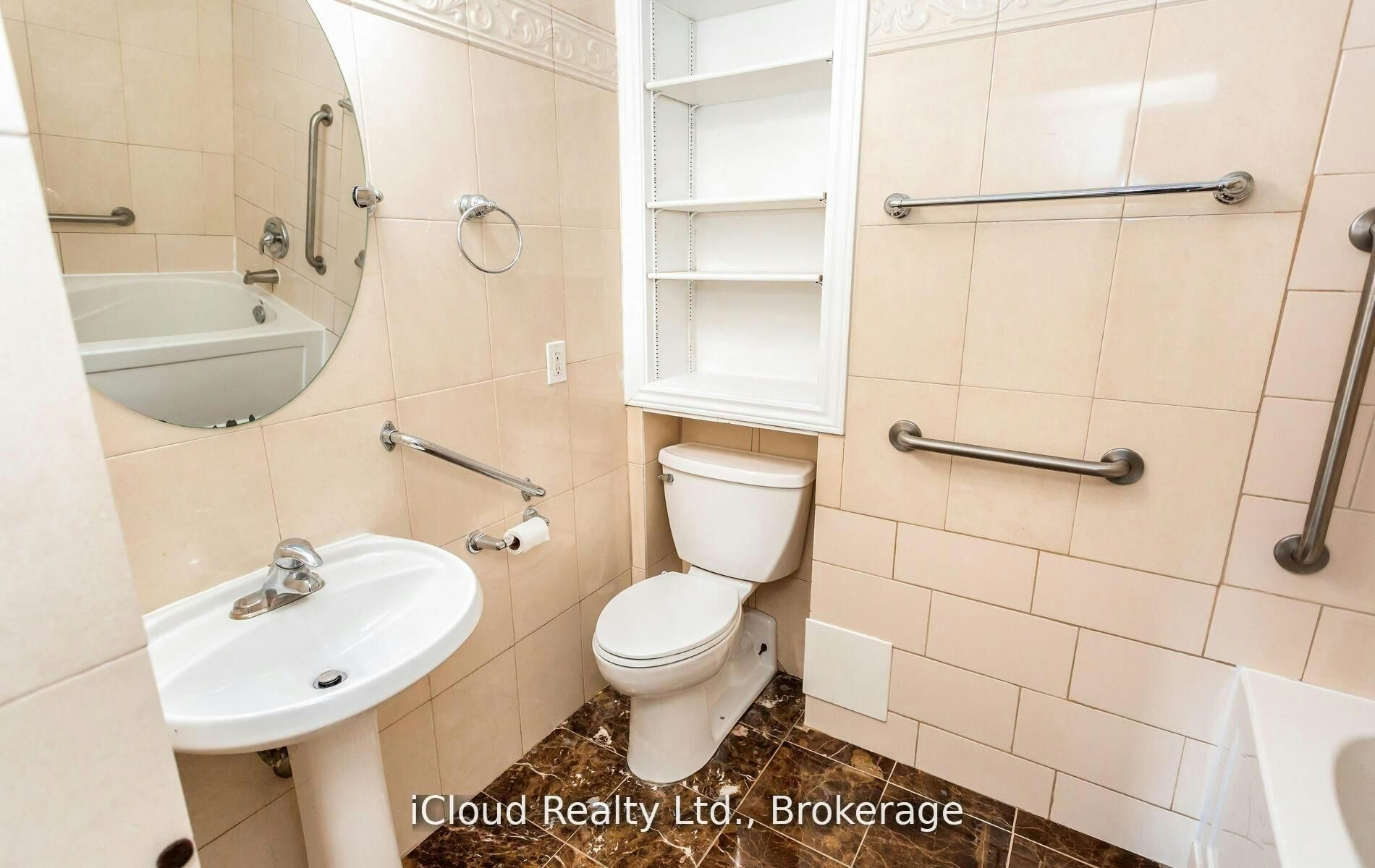 837-33 Harbour Square, Toronto, ON, M5J 2G2 - 24