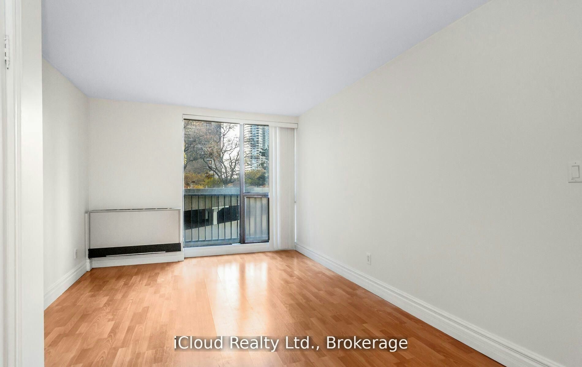 837-33 Harbour Square, Toronto, ON, M5J 2G2 - 22