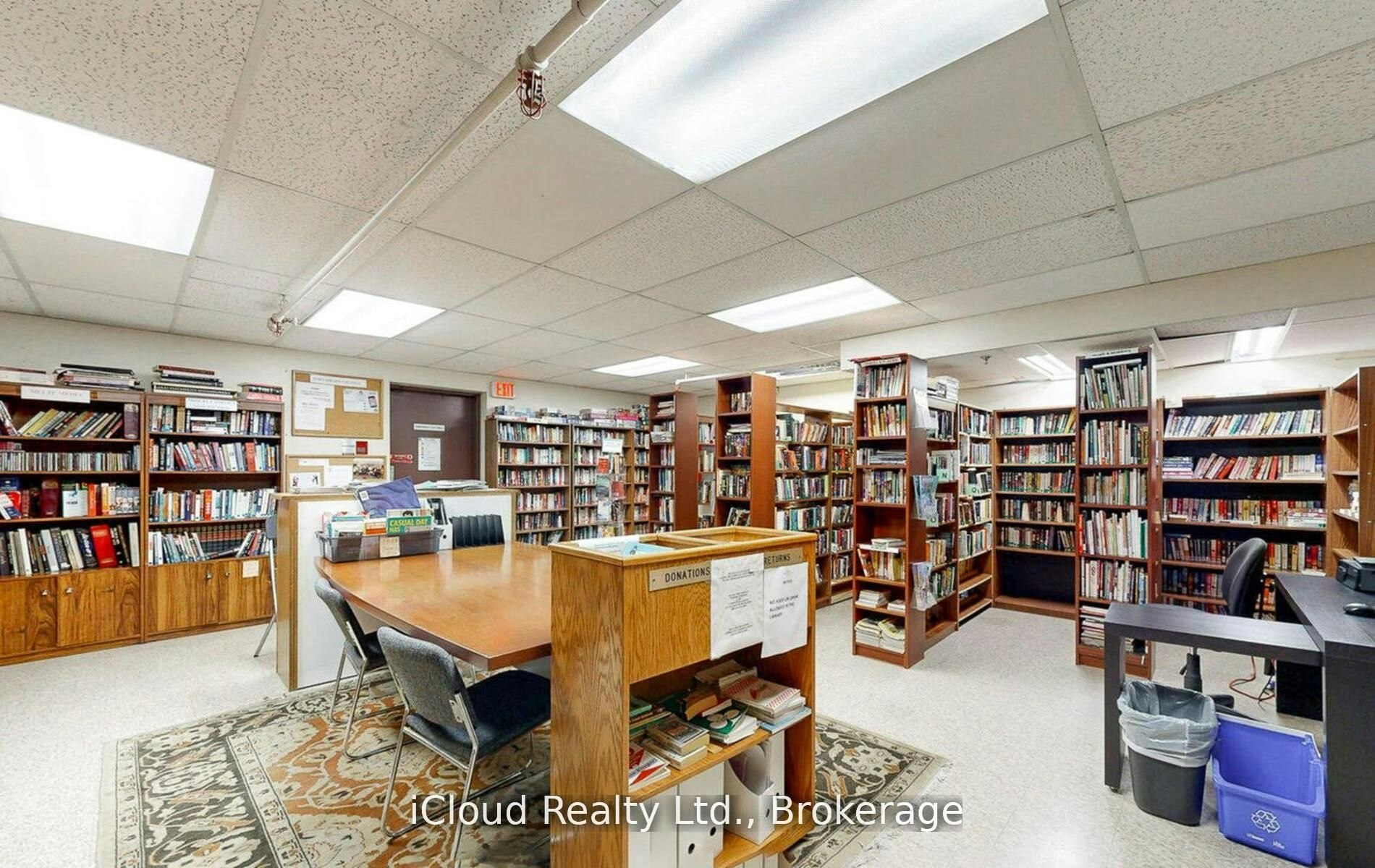 837-33 Harbour Square, Toronto, ON, M5J 2G2 - 40