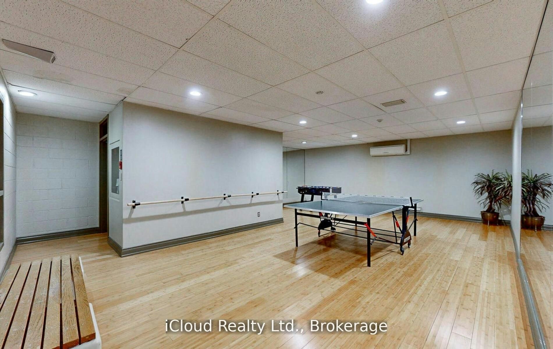 837-33 Harbour Square, Toronto, ON, M5J 2G2 - 37