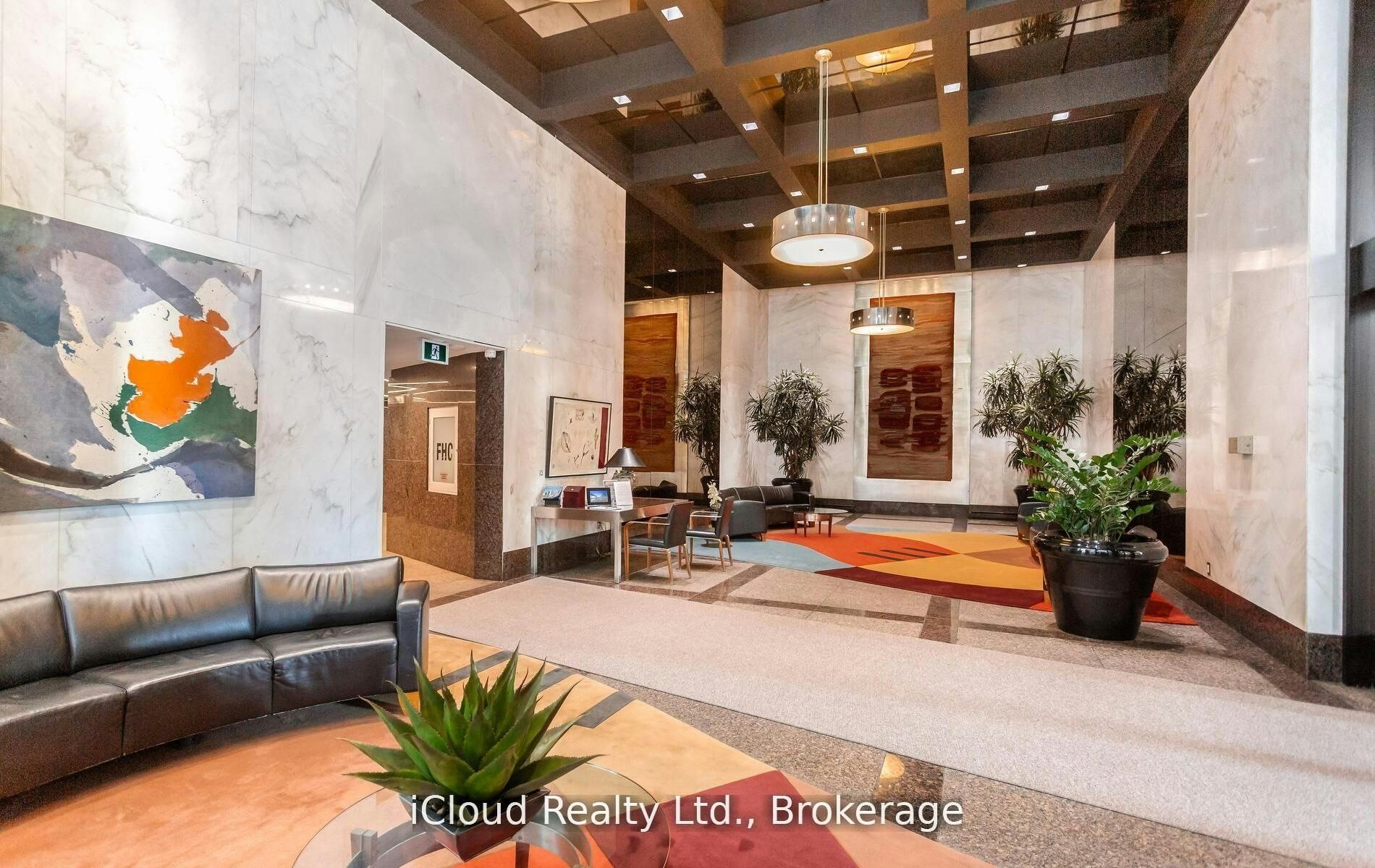 837-33 Harbour Square, Toronto, ON, M5J 2G2 - 5