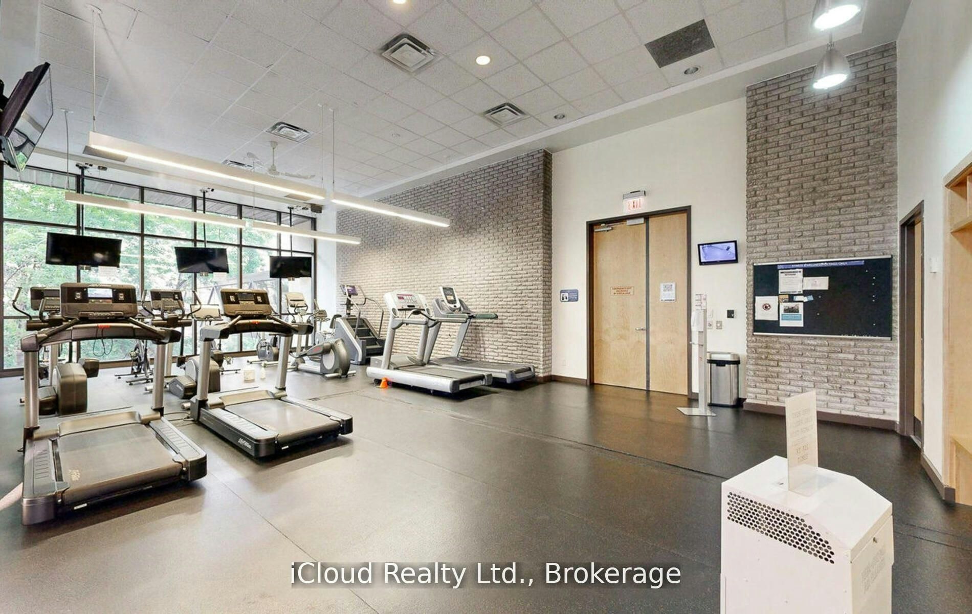 837-33 Harbour Square, Toronto, ON, M5J 2G2 - 36