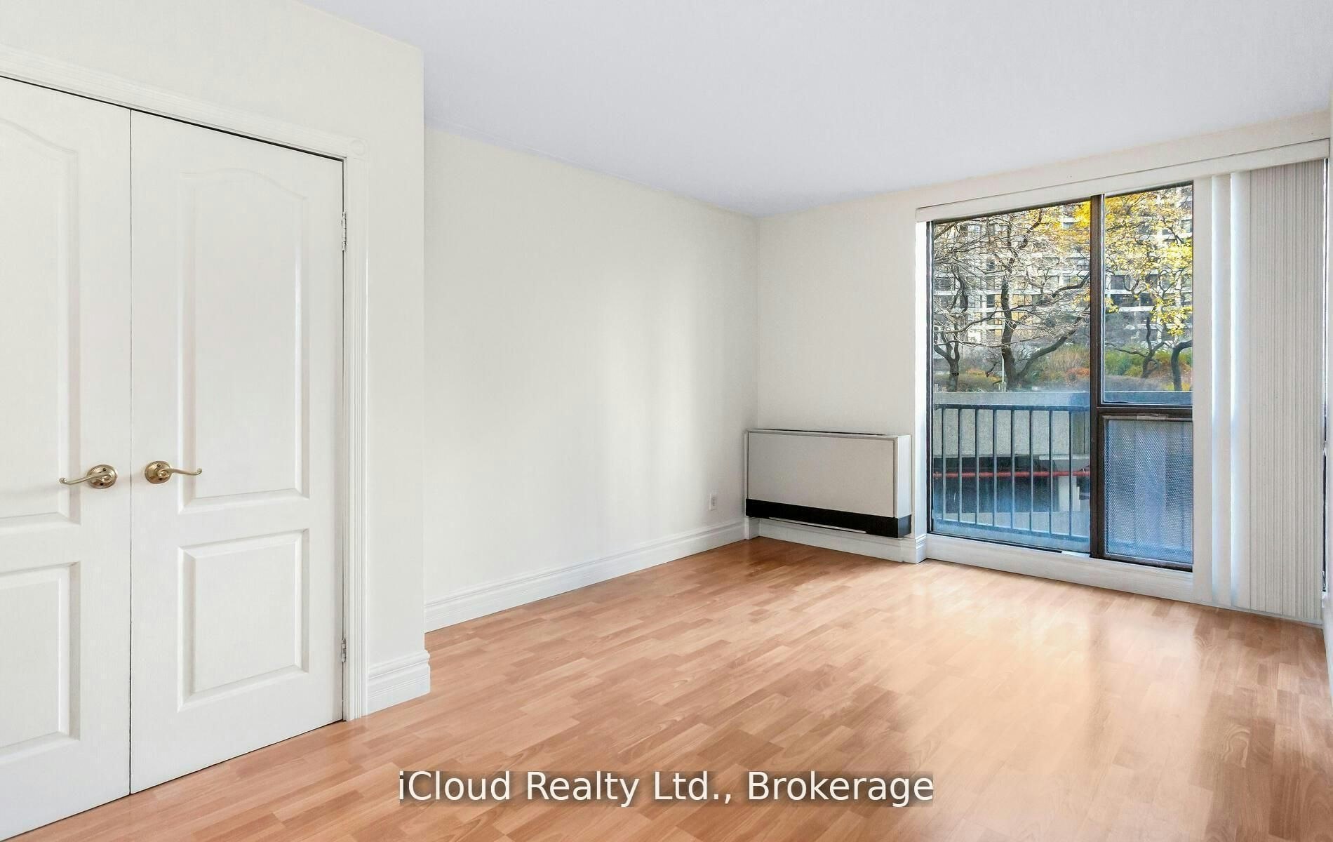 837-33 Harbour Square, Toronto, ON, M5J 2G2 - 21
