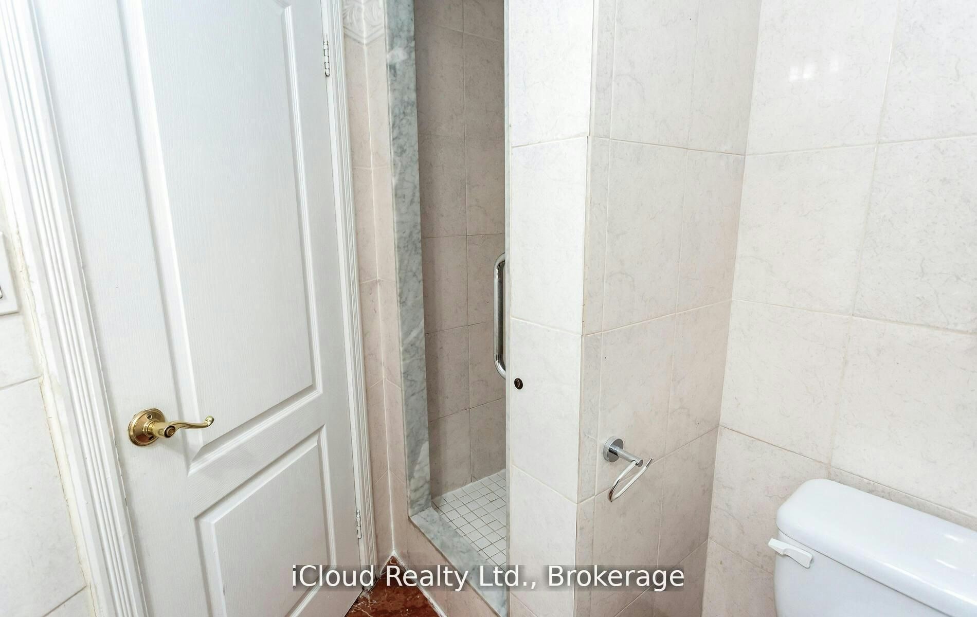 837-33 Harbour Square, Toronto, ON, M5J 2G2 - 29