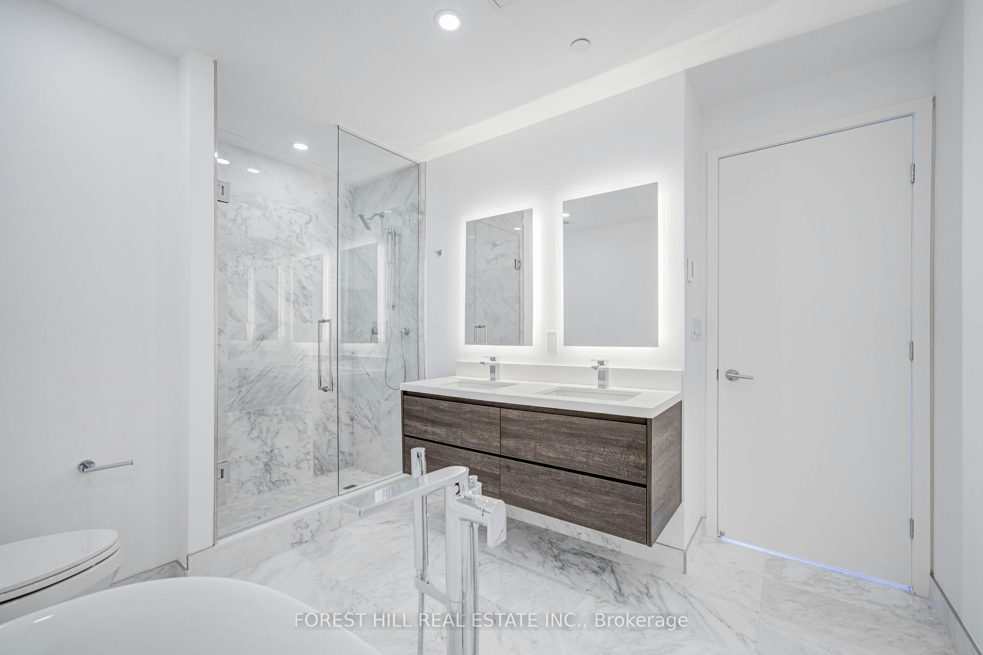 2202-1315 Bay Street, Toronto, ON, M5R 0E4 - 11