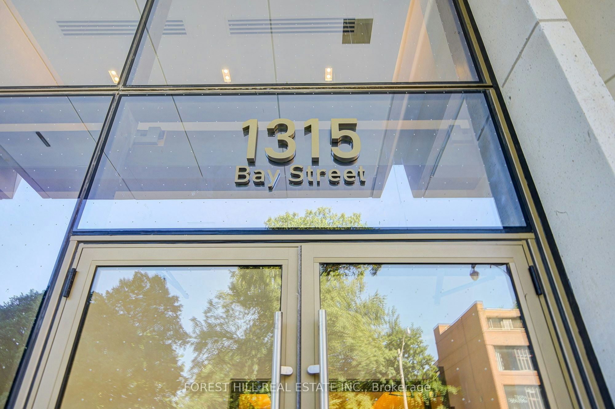2202-1315 Bay Street, Toronto, ON, M5R 0E4 - 16